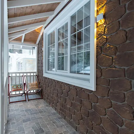 Freeman-3A - 4Місний Апартамент З Кухнею, Терасою, Грилем - На Увесь Перший Поверх Котеджу *