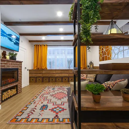 Freeman-3A - 4Місний Апартамент З Кухнею, Терасою, Грилем - На Увесь Перший Поверх Котеджу * בוקובל