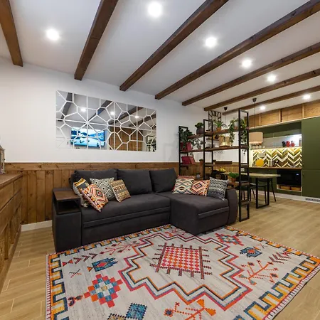 Freeman-3A - 4Місний Апартамент З Кухнею, Терасою, Грилем - На Увесь Перший Поверх Котеджу * בוקובל