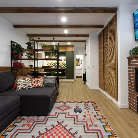 Apartamento Freeman-3A - 4Місний Апартамент З Кухнею, Терасою, Грилем - На Увесь Перший Поверх Котеджу