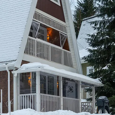 Freeman-3A - 4Місний Апартамент З Кухнею, Терасою, Грилем - На Увесь Перший Поверх Котеджу דירה