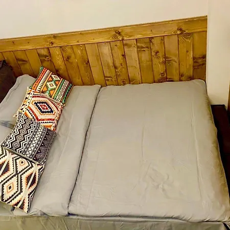 דירה Freeman-3A - 4Місний Апартамент З Кухнею, Терасою, Грилем - На Увесь Перший Поверх Котеджу בוקובל