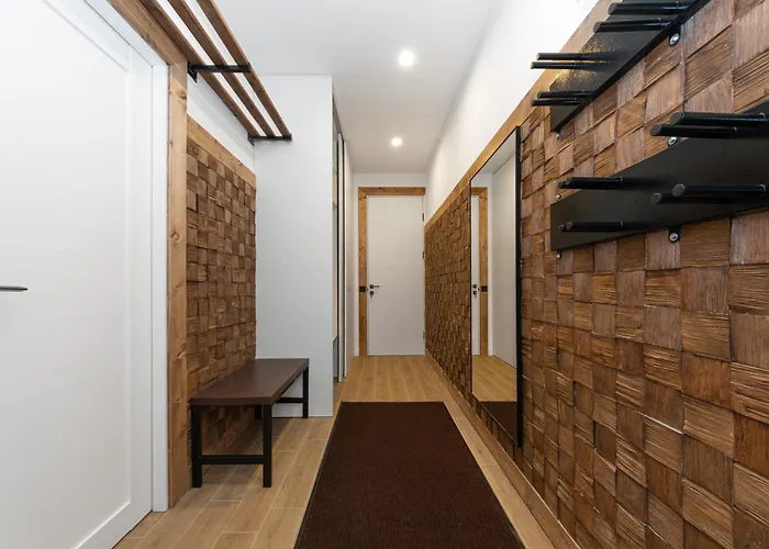Apartment Freeman Bukovel: With Private Terrace Near R1 Lift *