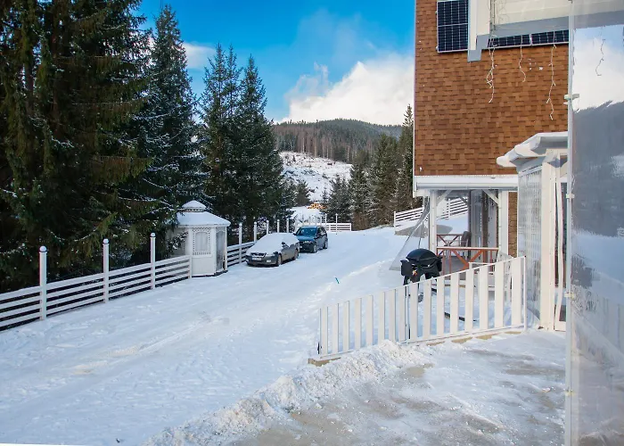 Apartment Freeman Bukovel: With Private Terrace Near R1 Lift